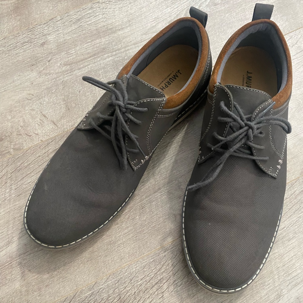 Men’s Johnston & Murphy shoes US 10.5